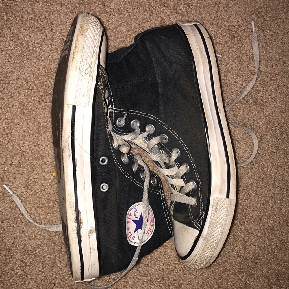 black converse